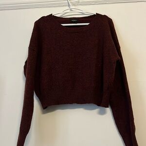 Crop top maroon knit sweater